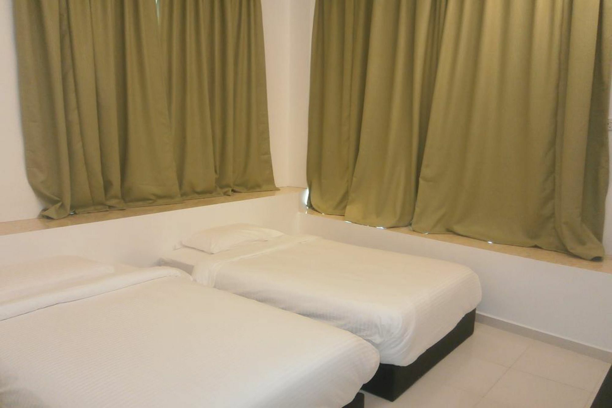 F.M Guesthouse Kampong Darat Tanah Puteh Exteriör bild